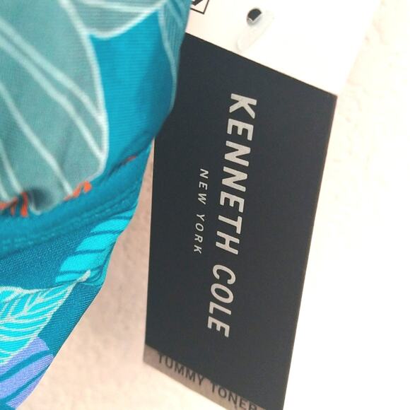 NWT Kenneth Cole Tropical Floral Tummy Toner One Piece Swimsuit Size Medium - Picture 7 of 10